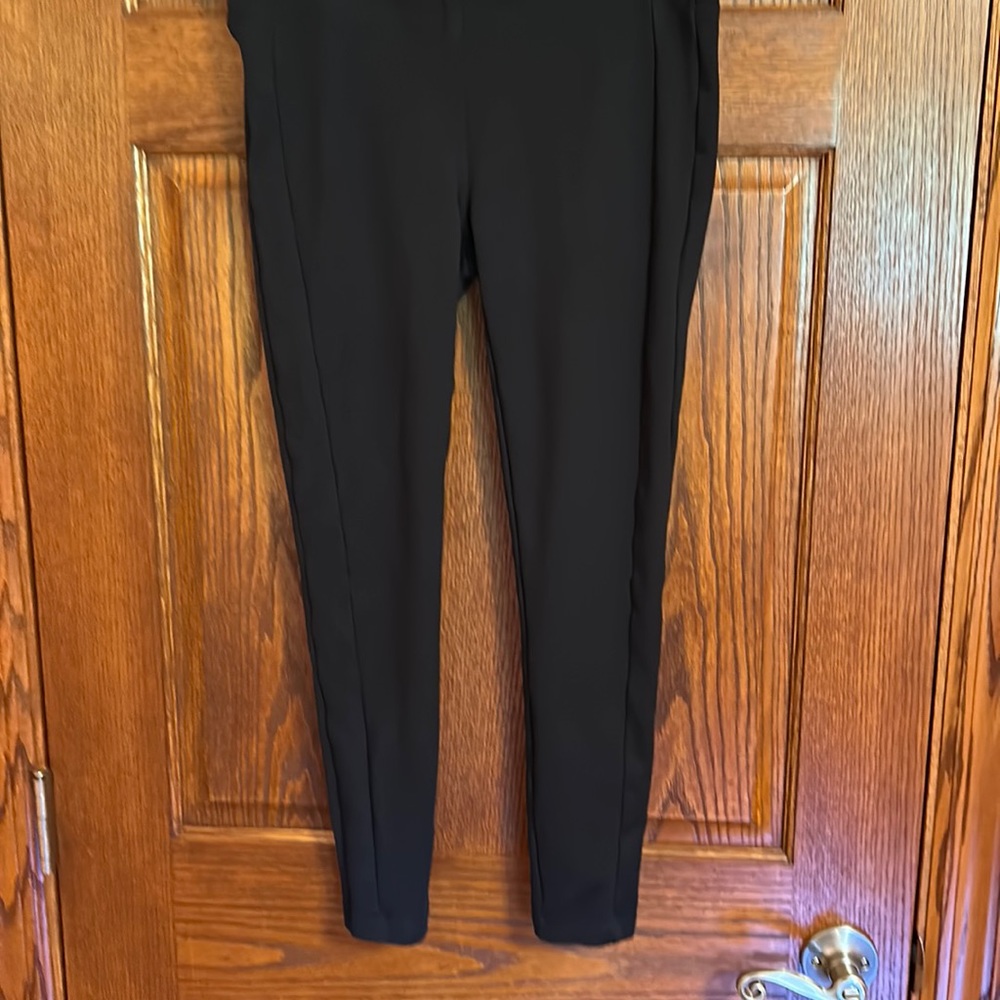 Loft pants. Size small petite Black Like new
